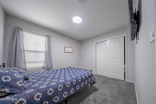 13163 Emerald Isle St, El Paso, TX 79928 - bedroom featuring carpet and a closet