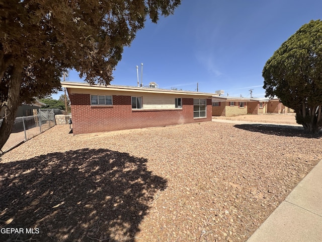 10329 Wilshire Dr, El Paso, TX 79924 - photo 5