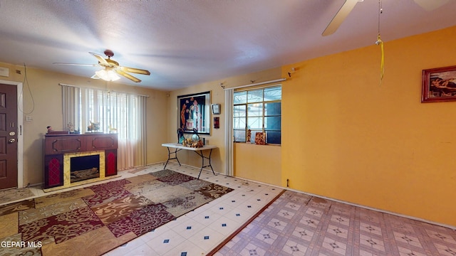 1124 Hunter Dr, El Paso, TX 79915 - photo 10