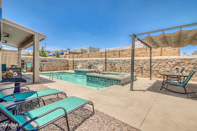 12571 New Dawn Dr, El Paso, TX 79928 - view of swimming pool featuring a patio area, a fenced backyard, and a pool with connected hot tub
