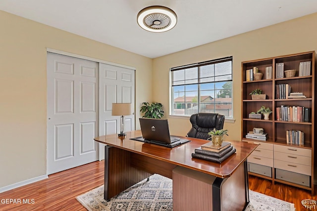 3417 Thomason Ave, El Paso, TX 79904 - office space with wood finished floors and baseboards