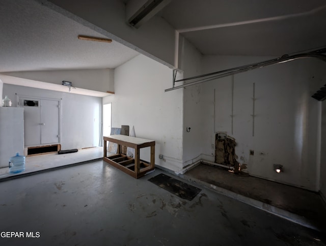 11828 Tracy Austin Ln, El Paso, TX 79936 - view of garage
