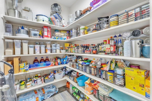 237 Gonzalo Cir, El Paso, TX 79932 - view of pantry
