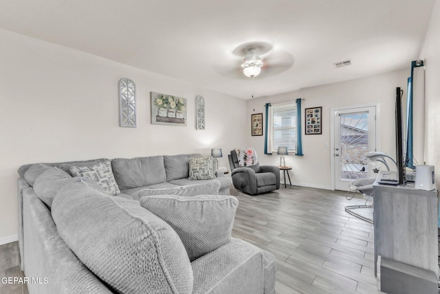 237 Gonzalo Cir, El Paso, TX 79932 - living room featuring a ceiling fan and light wood-style flooring