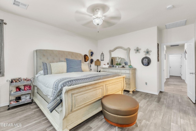 237 Gonzalo Cir, El Paso, TX 79932 - bedroom featuring light wood-type flooring and a ceiling fan