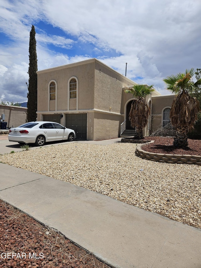 704 Espolon Dr, El Paso, TX 79912 - photo 2