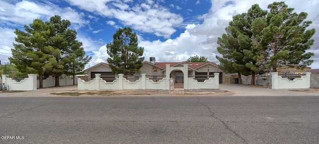 513 Cascada St, El Paso, TX 79928 - photo 1