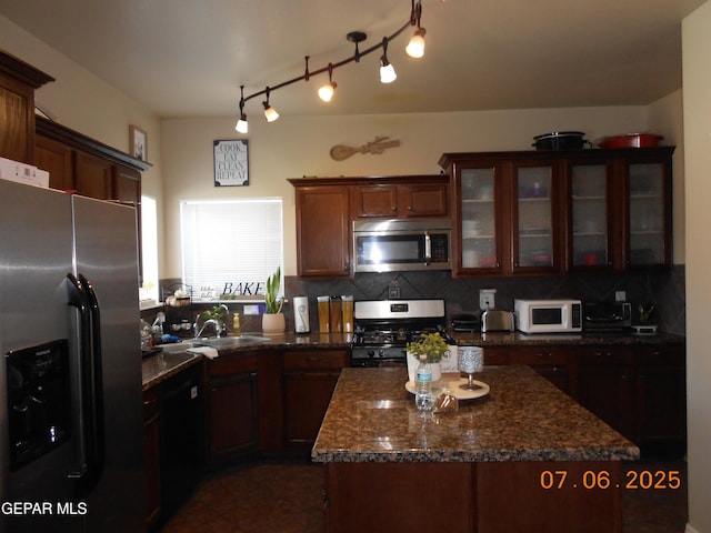 14260 Craggy Rock Ave, El Paso, TX 79938 - photo 6