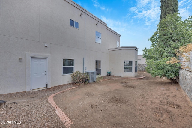 1121 Regal Ridge Dr, El Paso, TX 79912 - rear view of house with stucco siding