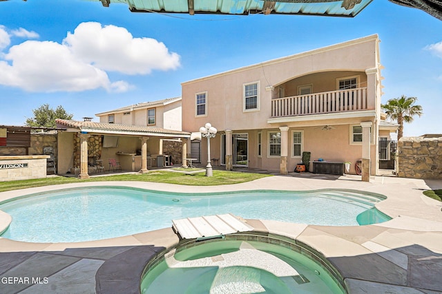 12301 Tierra Limpa Dr, El Paso, TX 79938 - view of pool with a ceiling fan, a patio, and a pool with connected hot tub