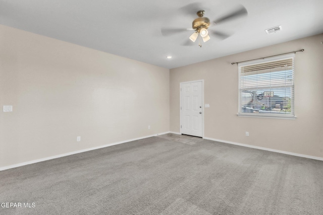 541 Sunset Valley Ave, Socorro, TX 79927 - unfurnished room featuring a ceiling fan and carpet
