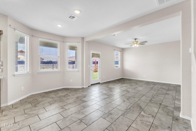 541 Sunset Valley Ave, Socorro, TX 79927 - spare room featuring a ceiling fan and recessed lighting