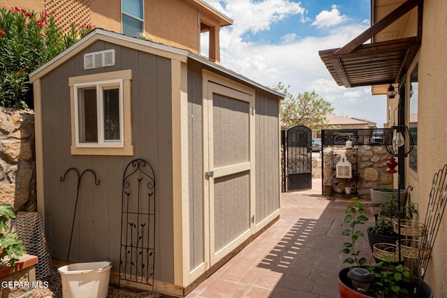 7317 Kiowa Creek Dr, El Paso, TX 79911 - view of shed