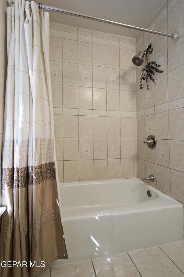 608 Paseo De Luna Ln, El Paso, TX 79912 - full bathroom featuring shower / tub combo and tile patterned floors