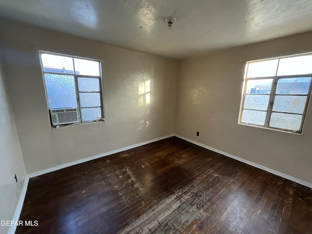 320 Edith Dr, El Paso, TX 79915 - unfurnished room with hardwood / wood-style flooring and healthy amount of natural light