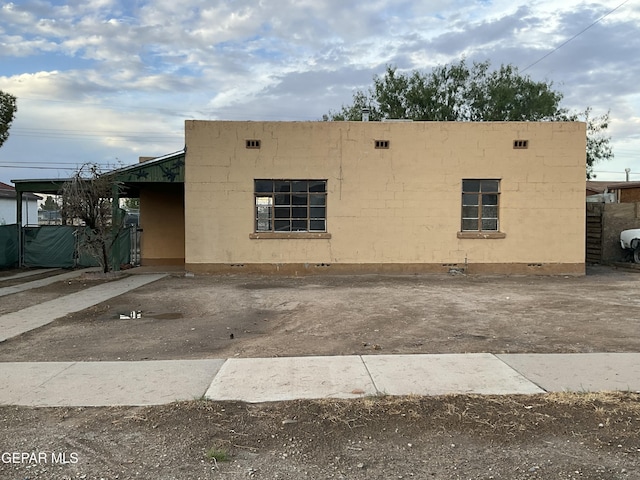 320 Edith Dr, El Paso, TX 79915 - view of side of property