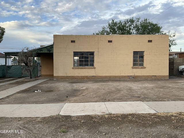 320 Edith Dr, El Paso, TX 79915 - view of side of property with crawl space