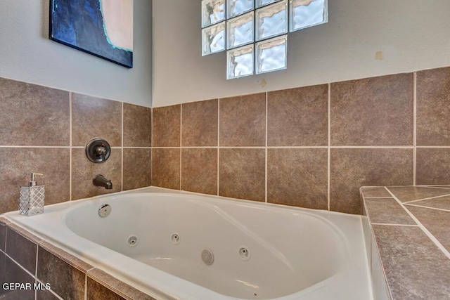 545 Lanner Dr, El Paso, TX 79928 - bathroom featuring a jetted tub