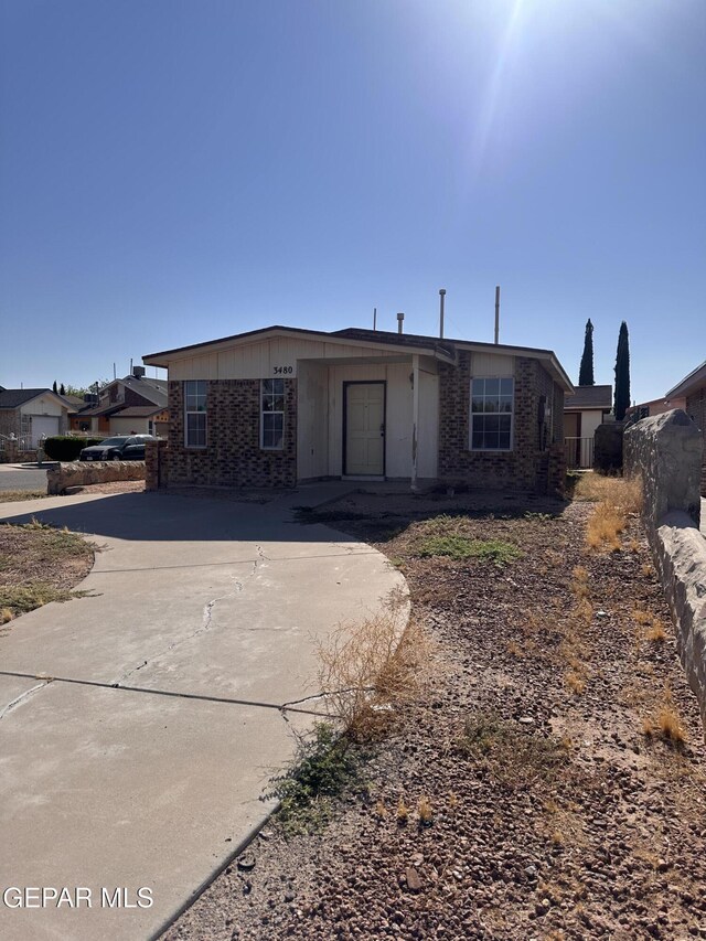 3480 Broken Bow St, El Paso, TX 79936 - photo 5