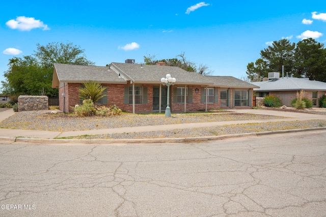 407 Bruce Pl, Horizon City, TX 79928 - photo 2