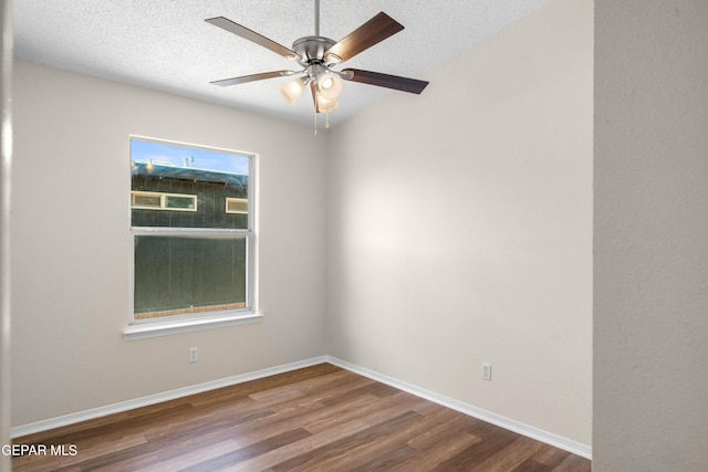 10980 Northampton St, El Paso, TX 79934 - empty room with wood finished floors, a textured ceiling, and ceiling fan