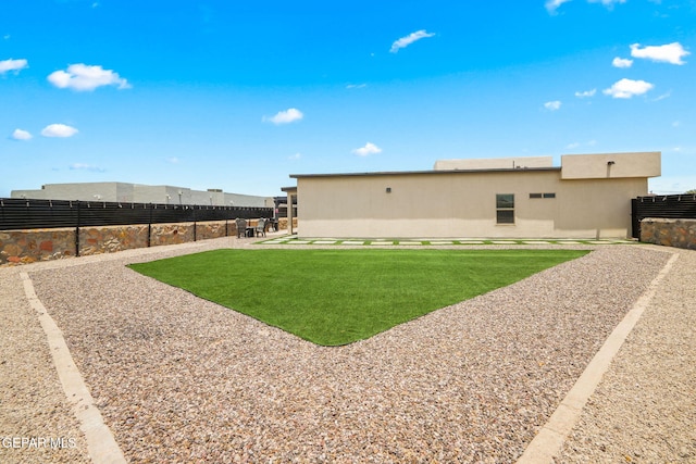 13699 Kathys Ct, El Paso, TX 79928 - view of yard