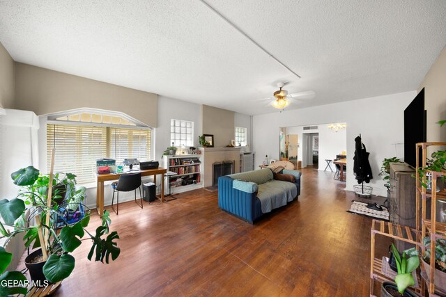 12031205 Madeline Dr, El Paso, TX 79902 - photo 3