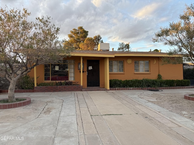 7421 Alpine Dr, El Paso, TX 79915 - photo 1