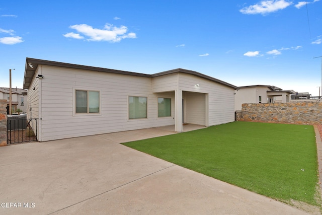 248 Farnborough St, El Paso, TX 79928 - back of property with a patio area