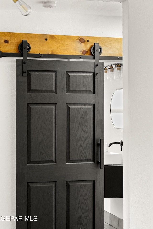 721 Mesita Dr, El Paso, TX 79902 - detailed view of a sink