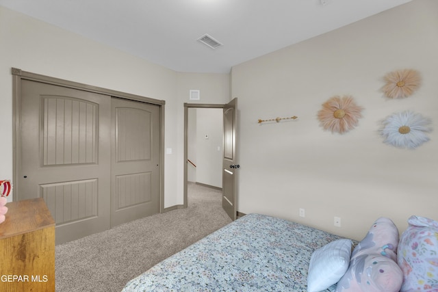 7817 Enchanted Trail Dr, El Paso, TX 79911 - carpeted bedroom featuring baseboards and a closet