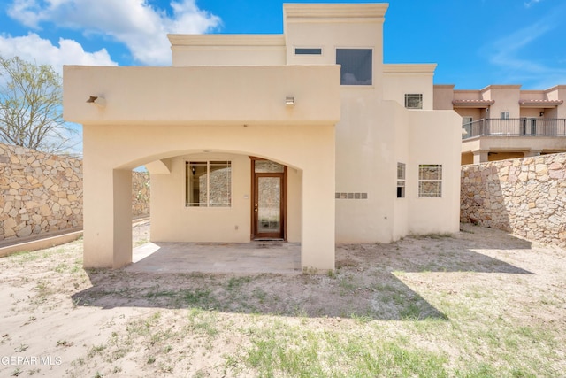 4540 N Stanton St, El Paso, TX 79902 - view of front facade featuring stucco siding