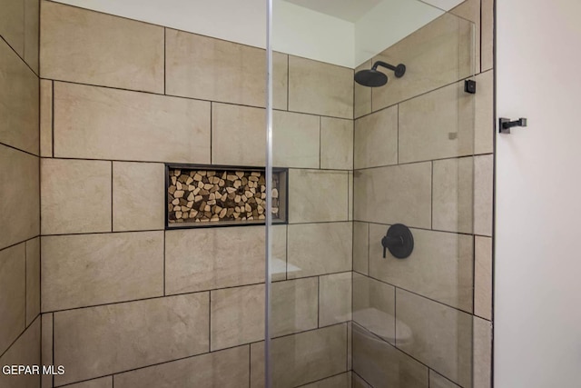 1605 Larry Wadkins Dr, El Paso, TX 79936 - bathroom view of tiled shower