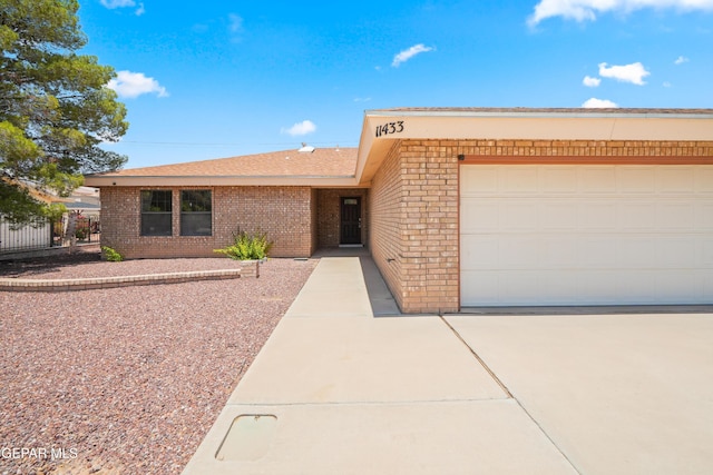 11433 Pratt Ave, El Paso, TX 79936 - photo 2