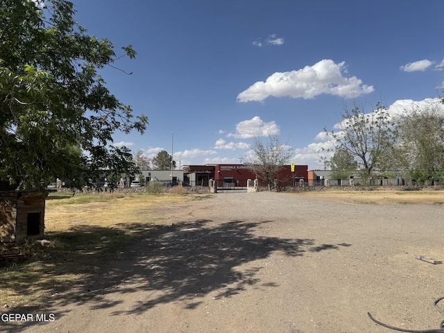 8250 Mc Elroy Ave, El Paso, TX 79907 - photo 9