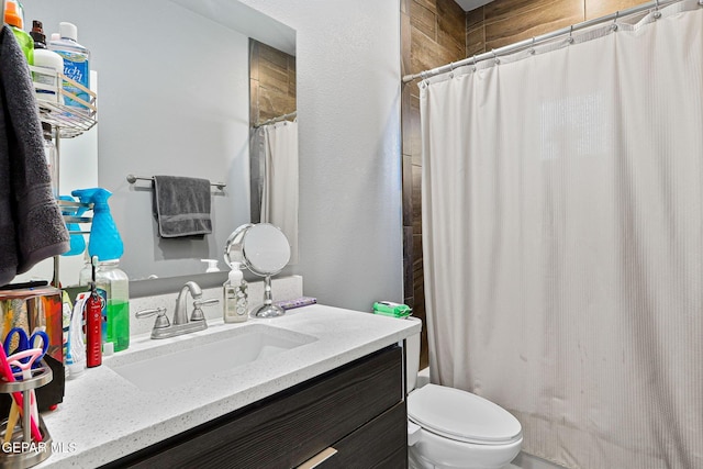 13594 Gatton St, El Paso, TX 79928 - full bathroom featuring vanity and shower / bath combo with shower curtain