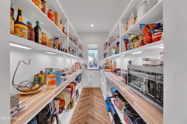 1042 Castillo Ct, El Paso, TX 79932 - view of storage area
