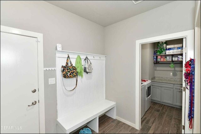 929 Pecos River Dr, El Paso, TX 79932 - mudroom with dark wood finished floors and separate washer and dryer