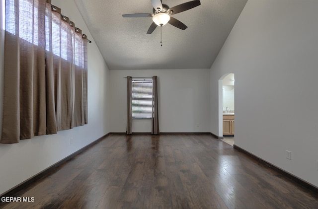 725 Vern Butler Dr, El Paso, TX 79932 - photo 23