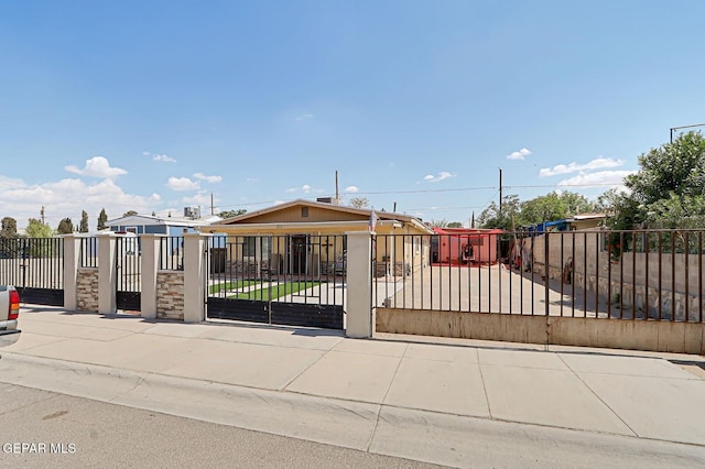 211 Fourth St, Sunland Park, NM 88063 - photo 5