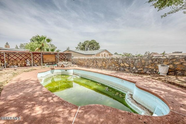 1944 Ratner Cir, El Paso, TX 79936 - view of swimming pool