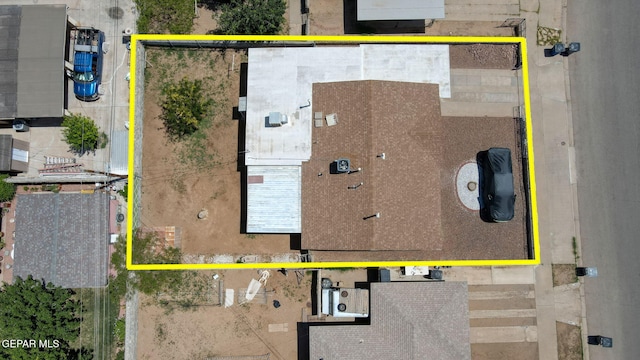 8915 Crosson Cir, El Paso, TX 79904 - photo 4