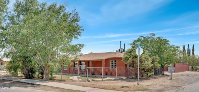 11422 Ernest Rd, Socorro, TX 79927 - photo 4
