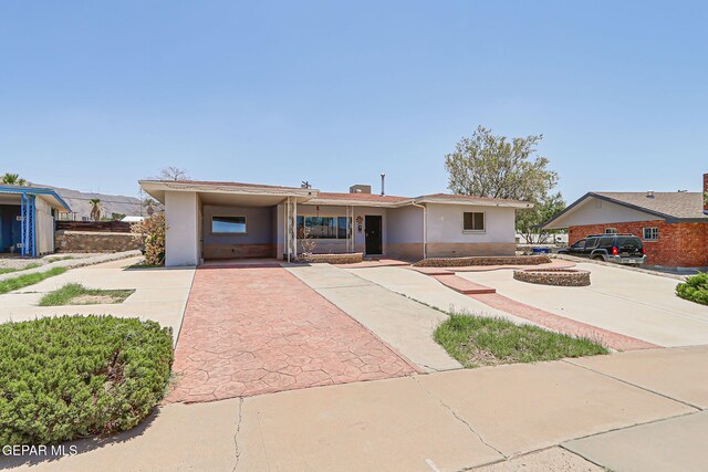 6024 Cabrillo Dr, El Paso, TX 79912 - photo 3