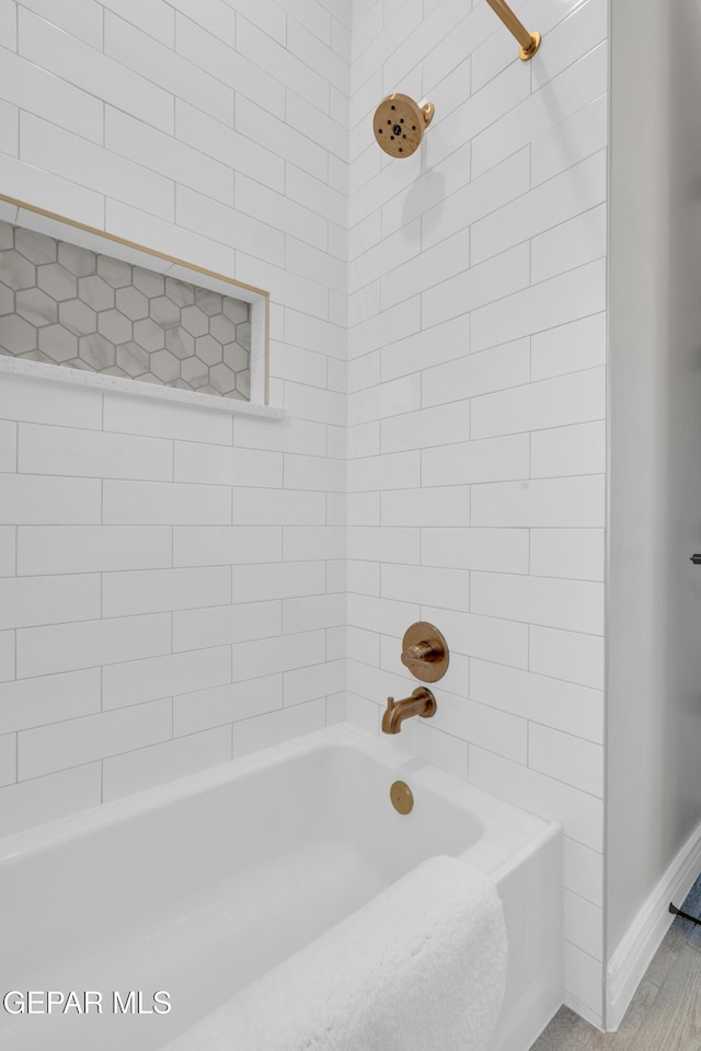 7424 Cimarron Gap Dr, El Paso, TX 79911 - bathroom featuring bathtub / shower combination and baseboards