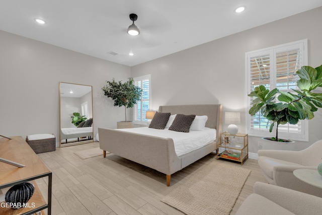 7424 Cimarron Gap Dr, El Paso, TX 79911 - bedroom with light wood-style flooring, recessed lighting, and a ceiling fan