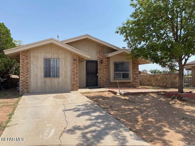 6708 Stone Ct, El Paso, TX 79924 - photo 2