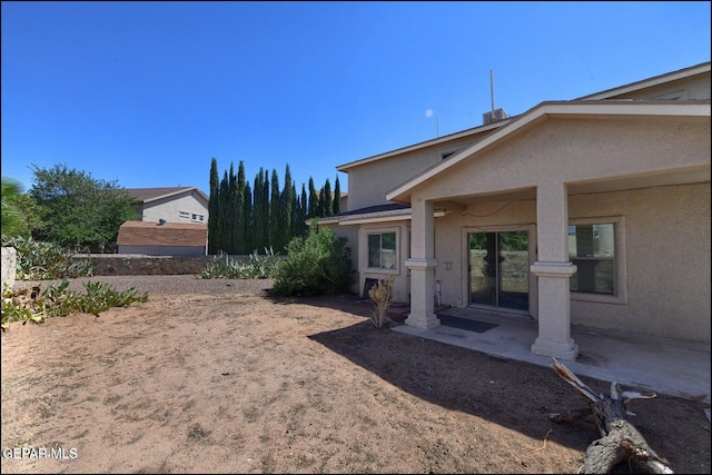 3517 Tierra Bahia Dr, El Paso, TX 79938 - view of yard featuring a patio
