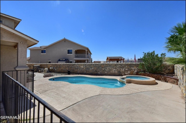 3517 Tierra Bahia Dr, El Paso, TX 79938 - view of pool featuring a pool with connected hot tub and a patio