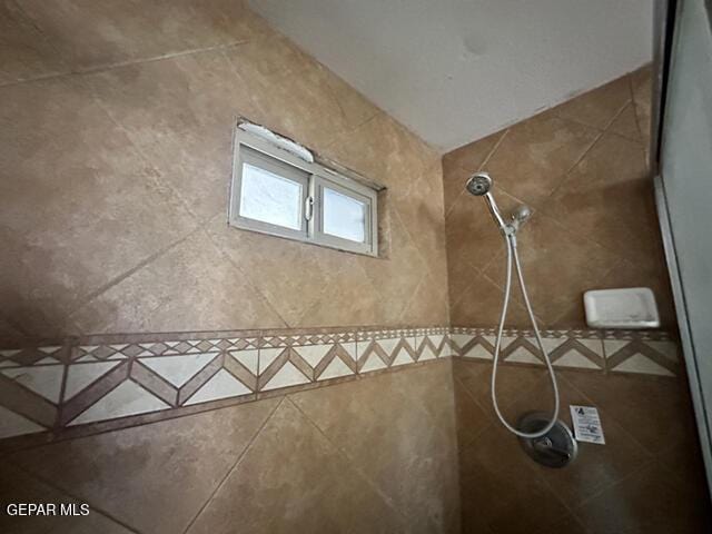 209 Durrill Rd, El Paso, TX 79915 - bathroom view of a tile shower